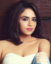 Amruta Khanvilkar